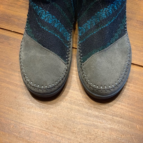 Toms boots 6.5 - Picture 3 of 3